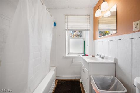 920 Broadway Avenue Bedford OH 44146