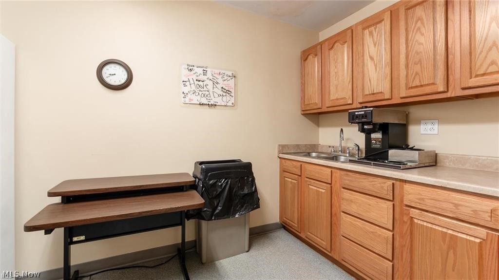 172 S Friendship Drive New Concord OH 43762