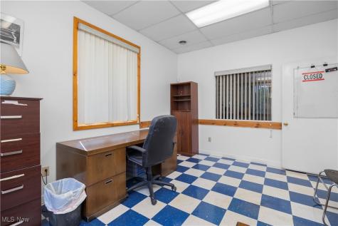 41825 N Ridge Road Elyria OH 44035