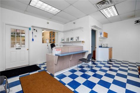 41825 N Ridge Road Elyria OH 44035