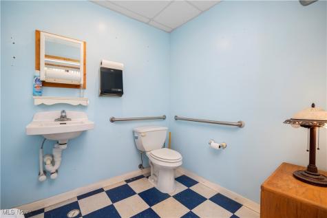 41825 N Ridge Road Elyria OH 44035