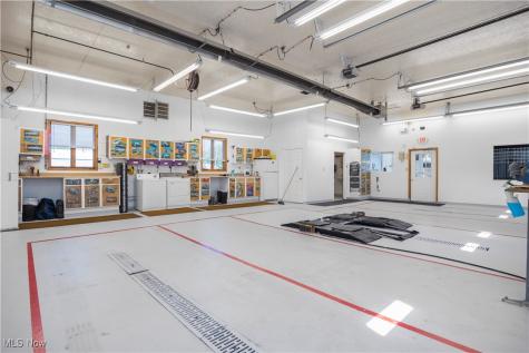 41825 N Ridge Road Elyria OH 44035