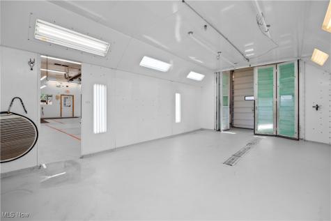 41825 N Ridge Road Elyria OH 44035