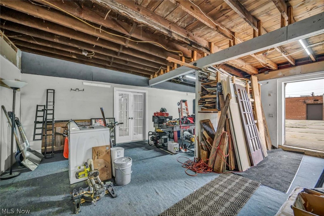 4439 State Road Cleveland OH 44109