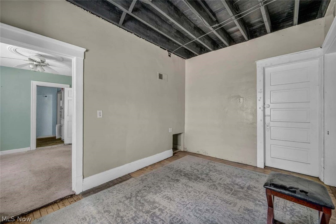 4439 State Road Cleveland OH 44109