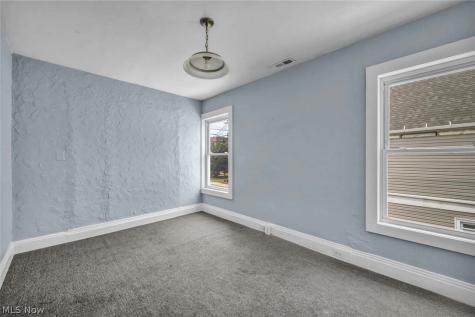 4439 State Road Cleveland OH 44109