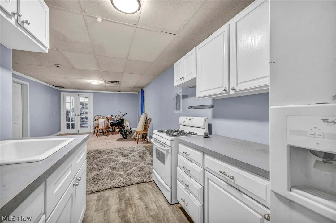 4439 State Road Cleveland OH 44109