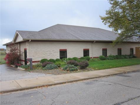 95 16th Street SW Barberton OH 44203