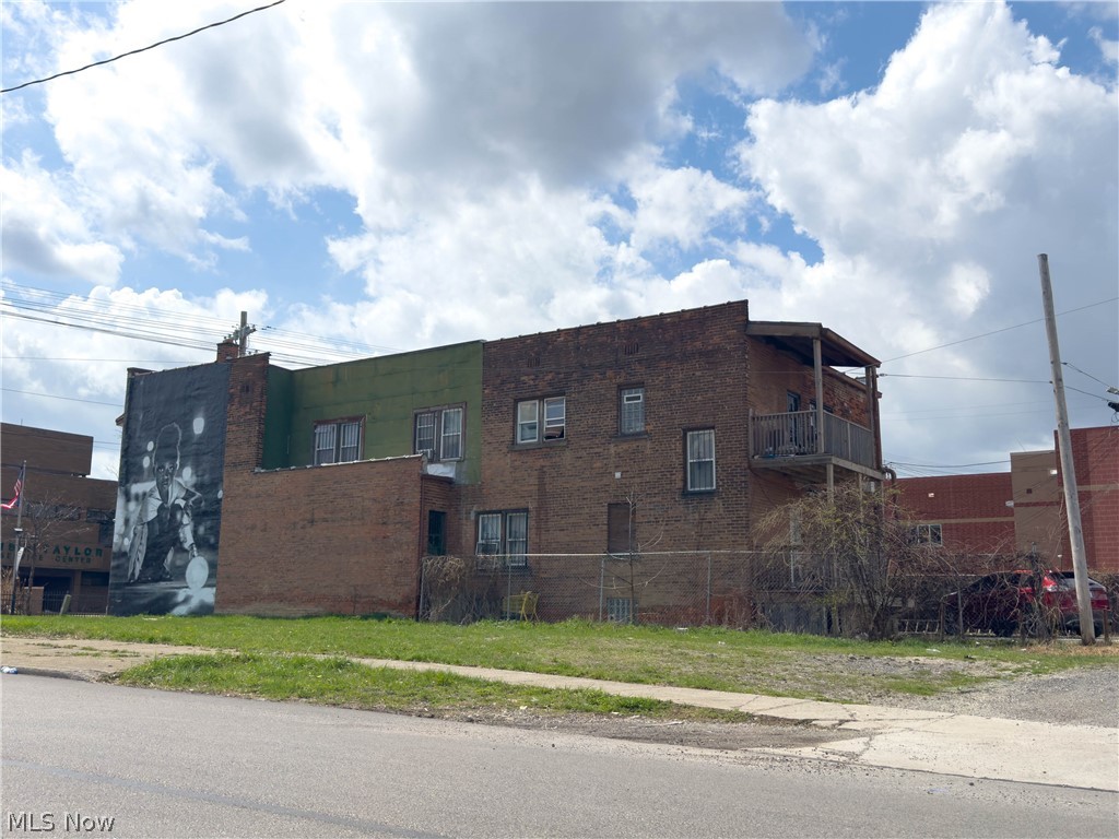 13425 Kinsman Road Cleveland OH 44120