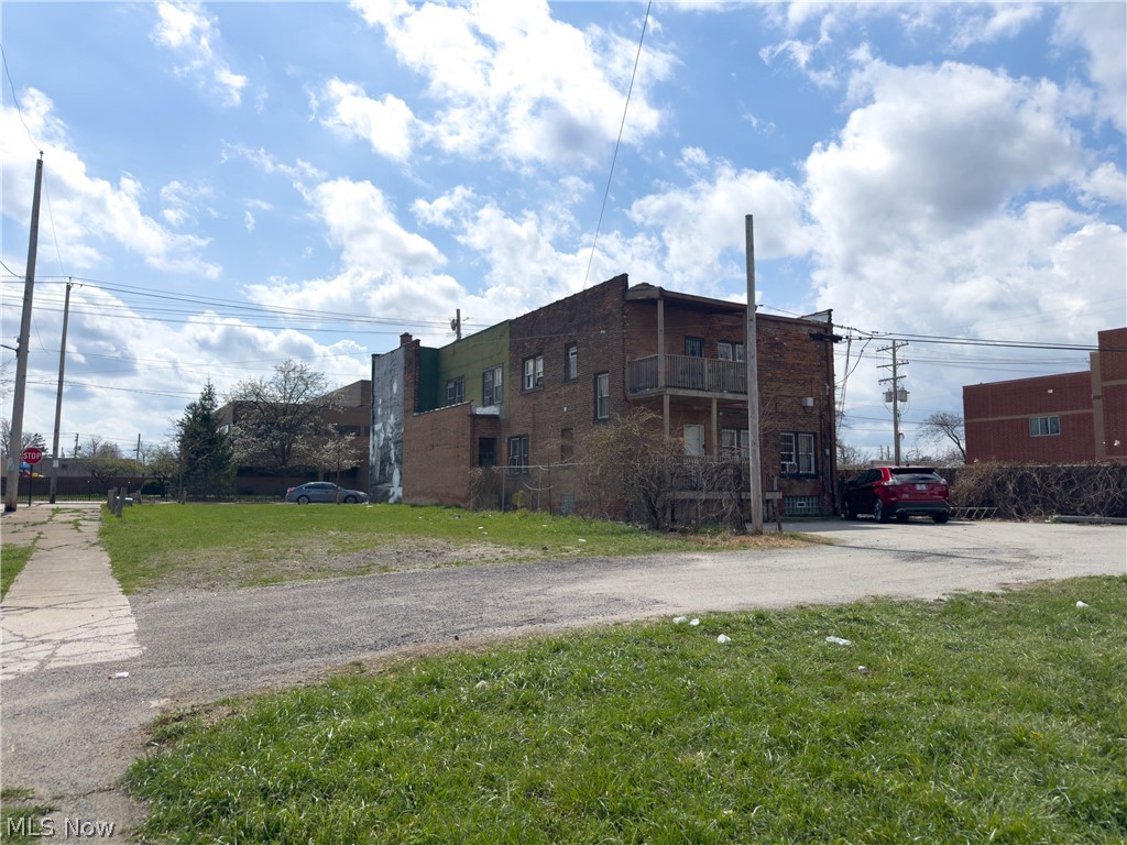 13425 Kinsman Road Cleveland OH 44120