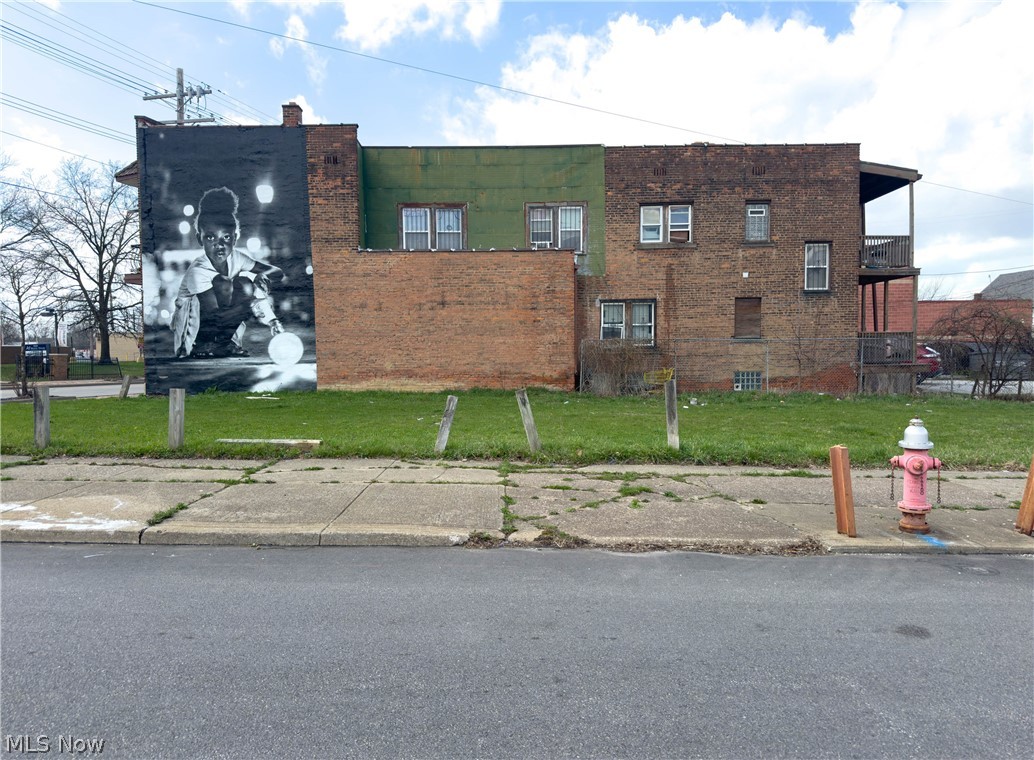 13425 Kinsman Road Cleveland OH 44120