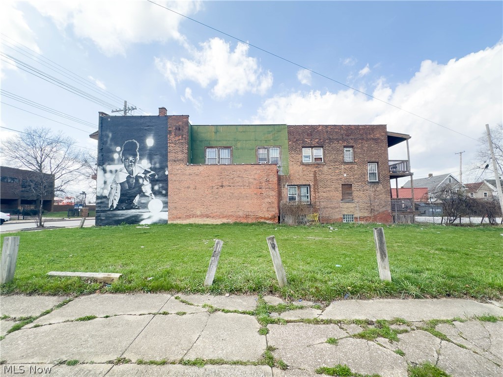 13425 Kinsman Road Cleveland OH 44120