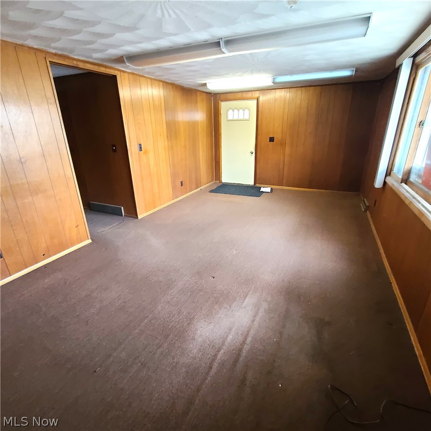 131 3rd Street Tiltonsville OH 43963