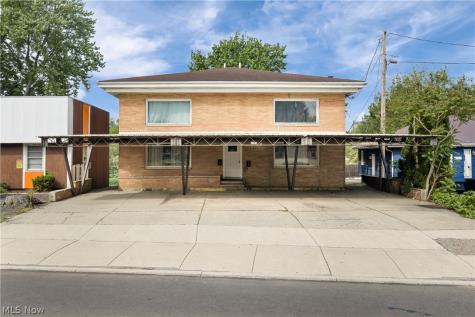 2017 Fulton Road NW Canton OH 44709