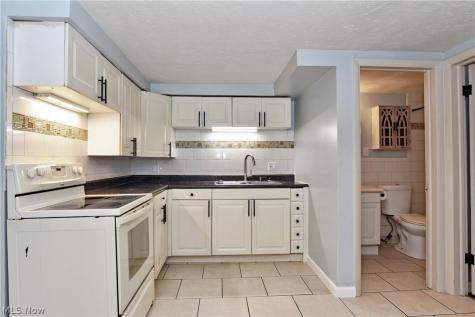 2017 Fulton Road NW Canton OH 44709