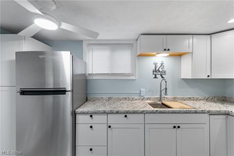 2017 Fulton Road NW Canton OH 44709