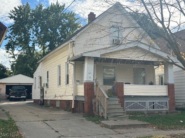 15915 Cloverside Avenue Cleveland OH 44128