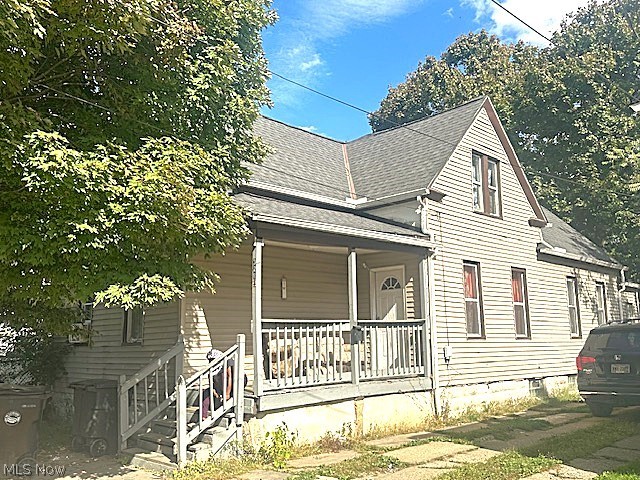15915 Cloverside Avenue Cleveland OH 44128