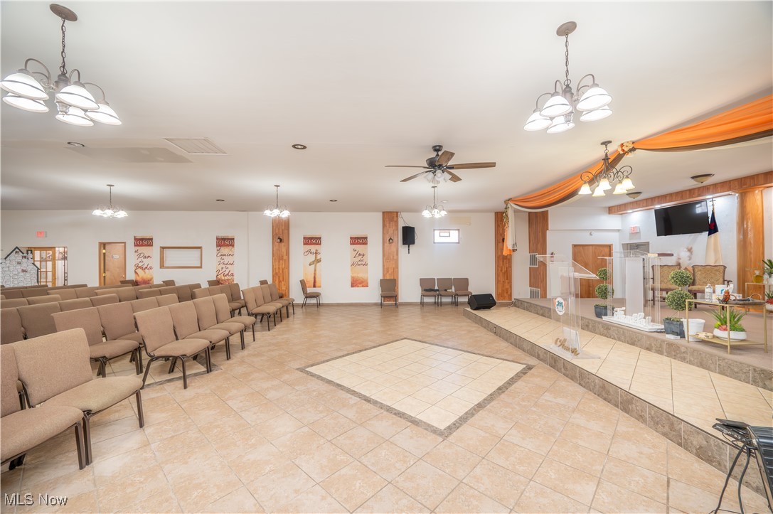 1585 Himrod Avenue Youngstown OH 44506
