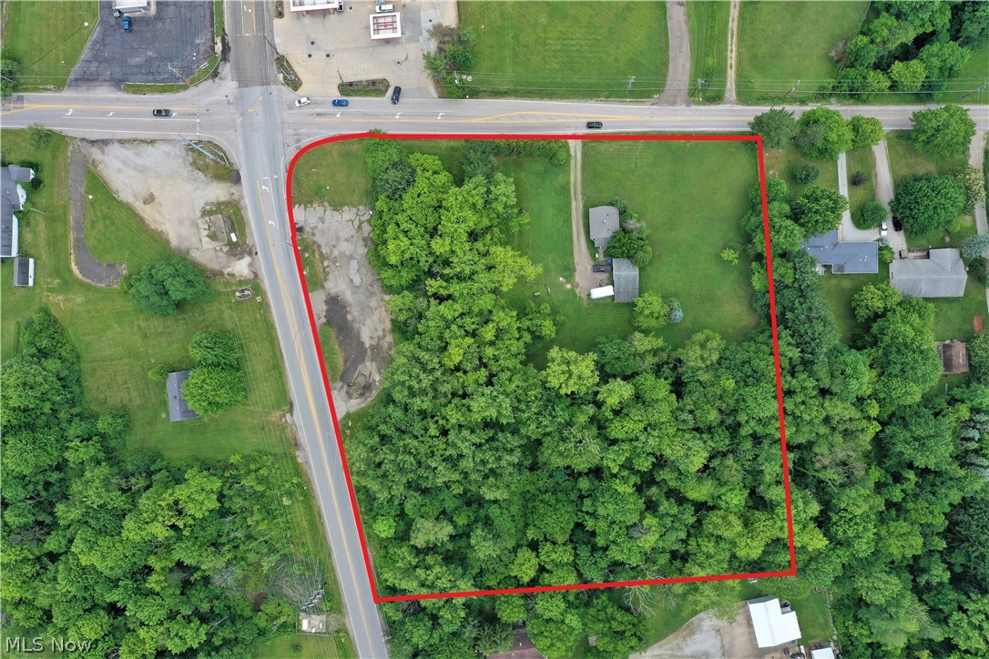 617 W Portage Trail Cuyahoga Falls OH 44223