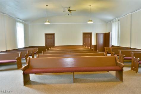 305 Ridge Road Cortland OH 44410