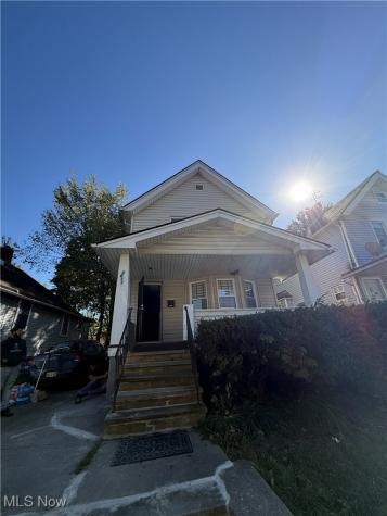 16705 Hillsboro Road Cleveland OH 44112