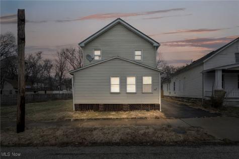 16705 Hillsboro Road Cleveland OH 44112