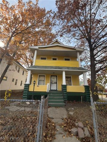 16705 Hillsboro Road Cleveland OH 44112