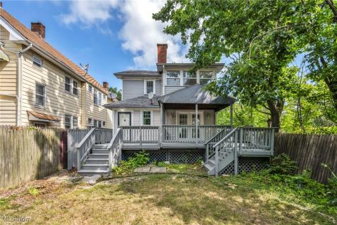 16705 Hillsboro Road Cleveland OH 44112