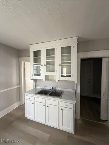 16705 Hillsboro Road Cleveland OH 44112