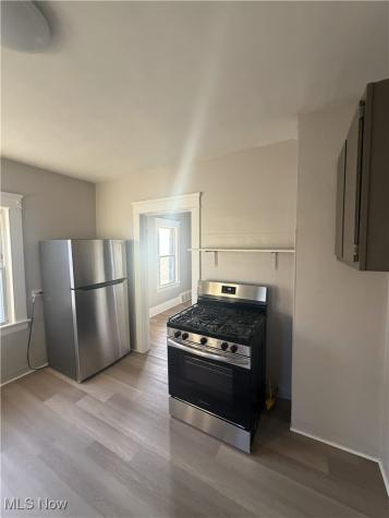 16705 Hillsboro Road Cleveland OH 44112