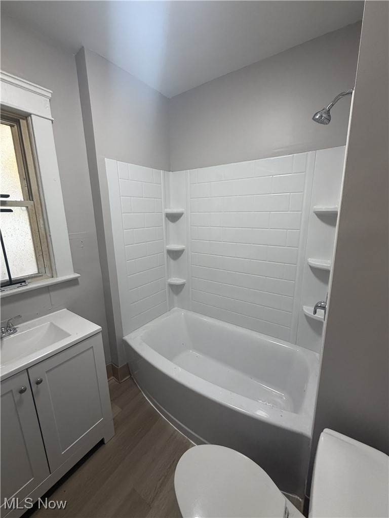 16705 Hillsboro Road Cleveland OH 44112