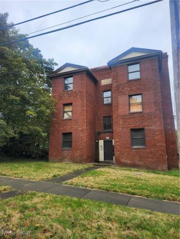 174 W Dennick Avenue Youngstown OH 44505