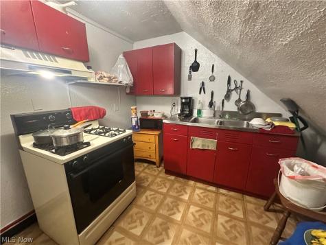 3568 Fulton Road Cleveland OH 44109