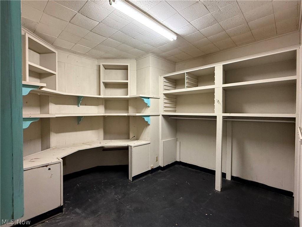 316 Lincoln Way E Massillon OH 44646