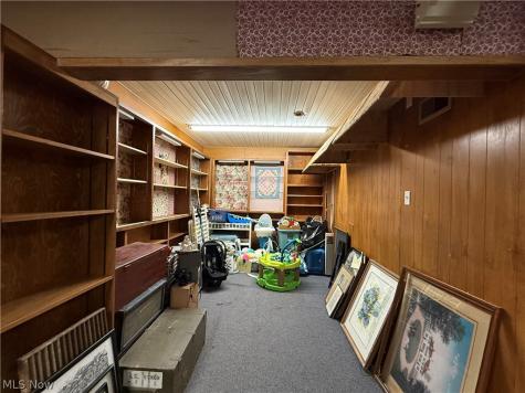 316 Lincoln Way E Massillon OH 44646