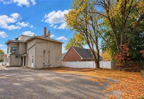 316 Lincoln Way E Massillon OH 44646