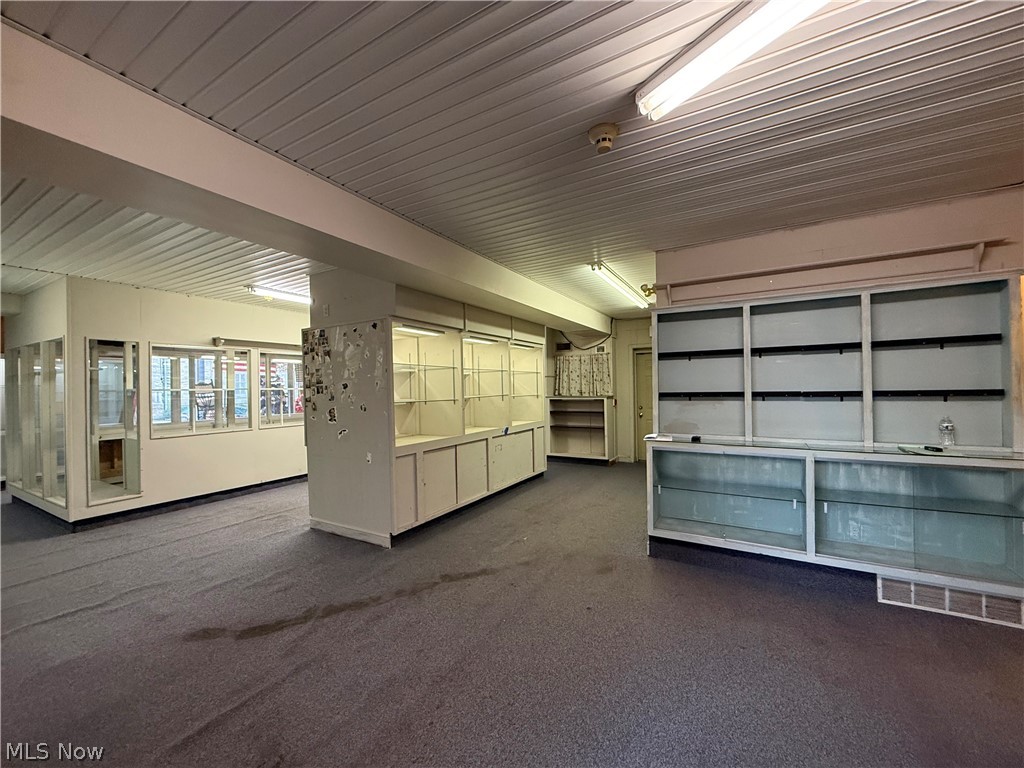 316 Lincoln Way E Massillon OH 44646