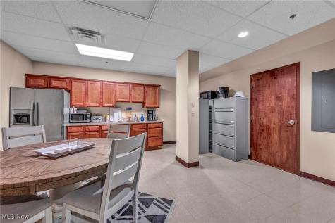 American Way Avon OH 44011