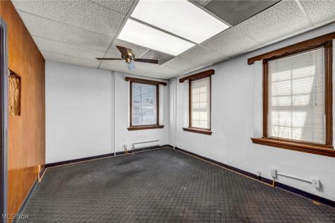 632 Cleveland Street Elyria OH 44035