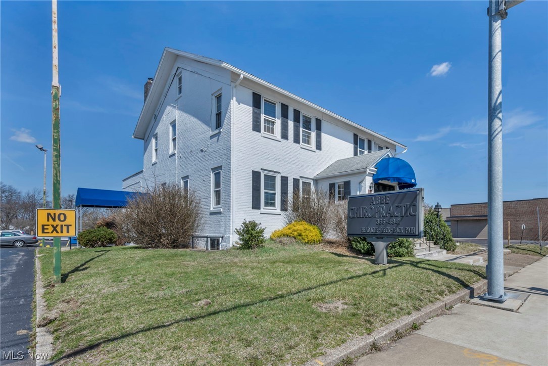 632 Cleveland Street Elyria OH 44035