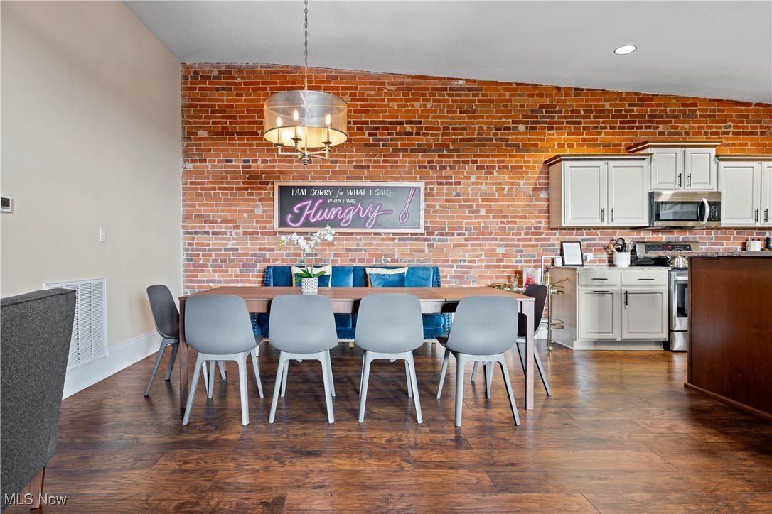 144 W Liberty Street Wooster OH 44691