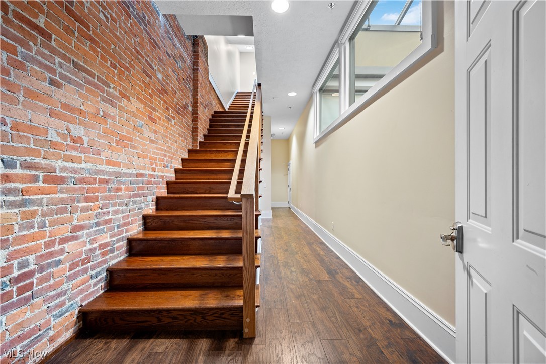 144 W Liberty Street Wooster OH 44691
