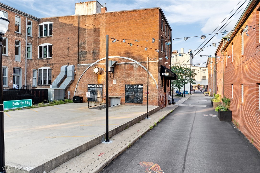 144 W Liberty Street Wooster OH 44691