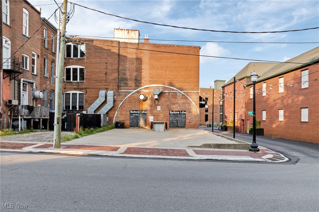 144 W Liberty Street Wooster OH 44691