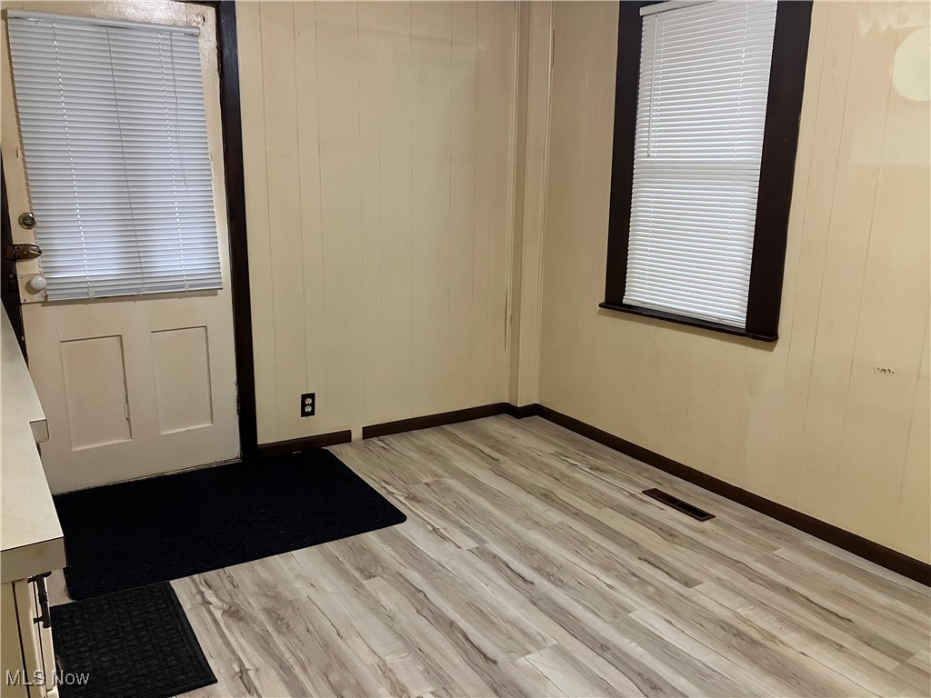 4424 Warren Sharon Road Vienna OH 44473