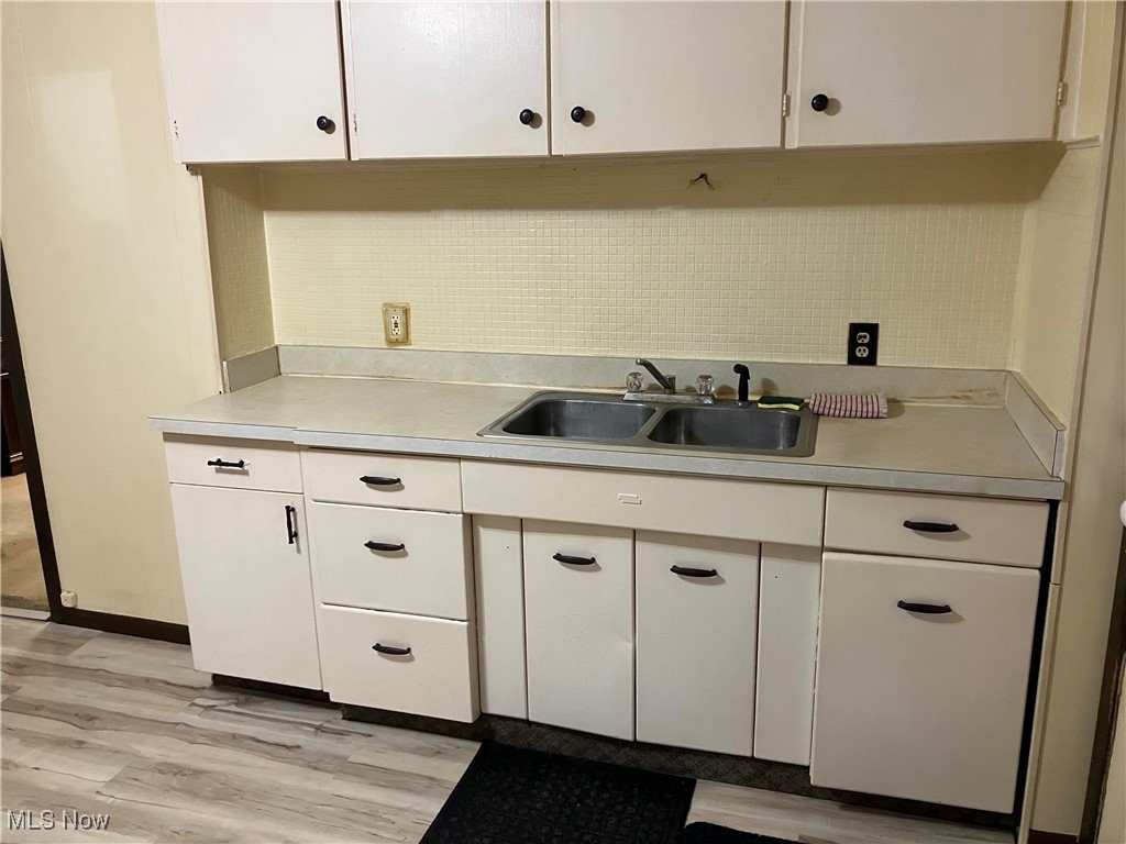 4424 Warren Sharon Road Vienna OH 44473