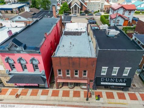 212 N Market Street Minerva OH 44657