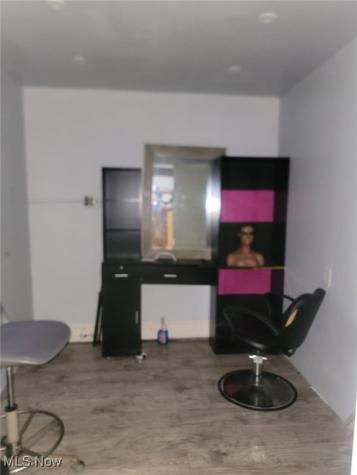 6802 Harvard Avenue Cleveland OH 44105