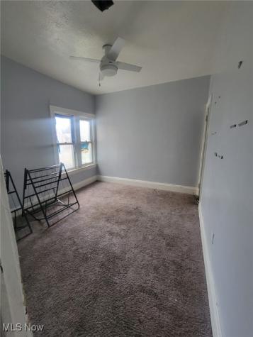 6802 Harvard Avenue Cleveland OH 44105